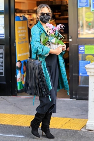 Chrissy Teigen Grocery Shopping October 19, 2020