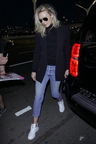 Karlie Kloss Lax Airport January 20, 2018