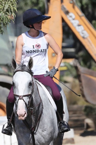 Kaley Cuoco Horse Riding in Burbank August 13, 2016