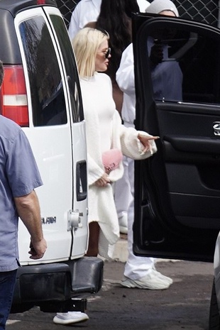 Khloe Kardashian Calabasas March 3, 2019