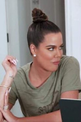 Khloe Kardashian Kuwtk 20X04 New Friends and the Bunker April 8, 2021