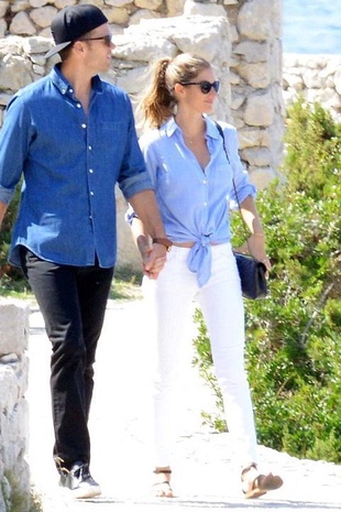 Gisele Bundchen Positano September 28, 2016