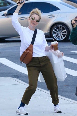 Kaley Cuoco And Briana Cuoco out in New York City April 22 2022