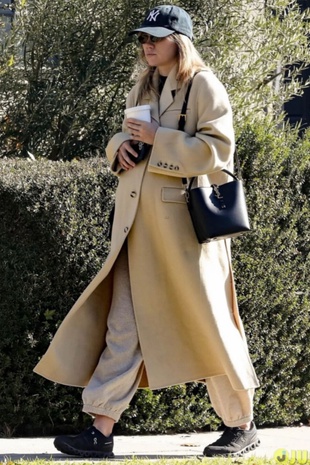 Suki Waterhouse Beverly Hills January 13, 2024