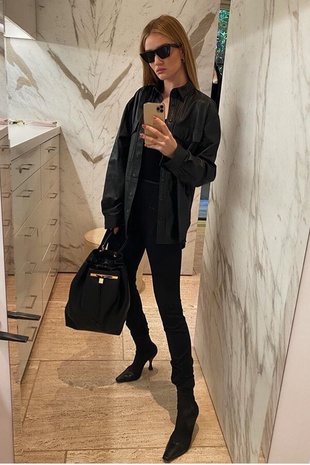 Rosie Huntington-Whiteley Instagram January 6, 2020