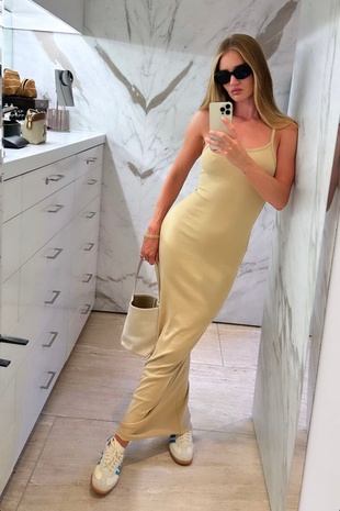 Rosie Huntington-Whiteley Instagram September 3, 2023