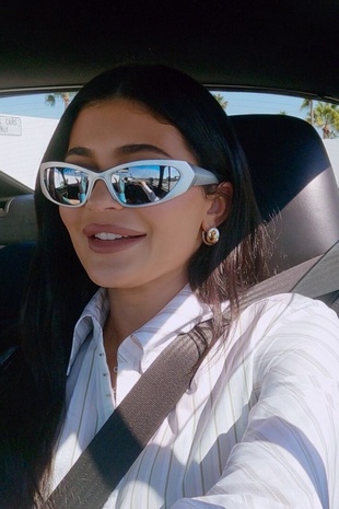 Kylie Jenner The Kardashians 3.01 Can Everyone Get Their Shit Together? May 25, 2023