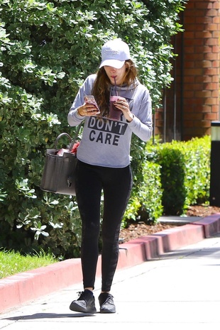 Bella Thorne Studio City May 2, 2016