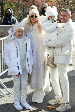 Ashlee Simpson Macy's Thanksgiving Day Parade November 24, 2018