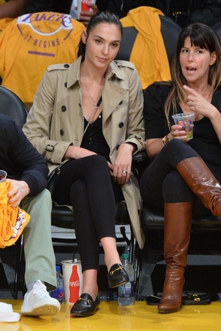 Gal Gadot Los Angeles Lakers Game October 19, 2017