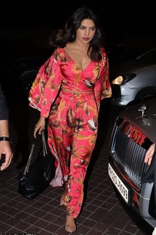 Priyanka Chopra Jw Marriott in Mumbai November 28, 2018