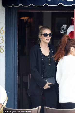 Rosie Huntington-Whiteley Brunch at Le Conversation December 5, 2015