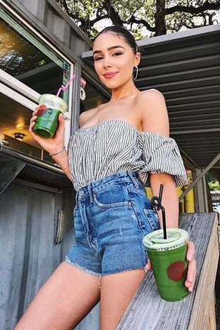 Olivia Culpo Austin May 7, 2017