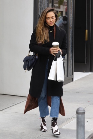 Jessica Alba Beverly Hills February 17, 2019