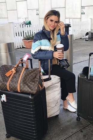 Amanda Stanton Jfk Airport January 9, 2018