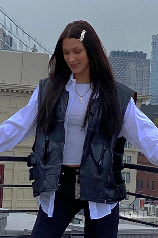 Bella Hadid Instagram April 28, 2021