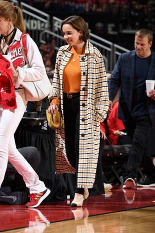 Emilia Clarke Warriors Vs Rockets Game in Houston May 10, 2019