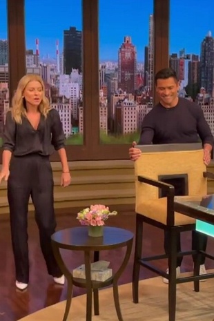 Kelly Ripa Kelly & Ryan Show October 4, 2021