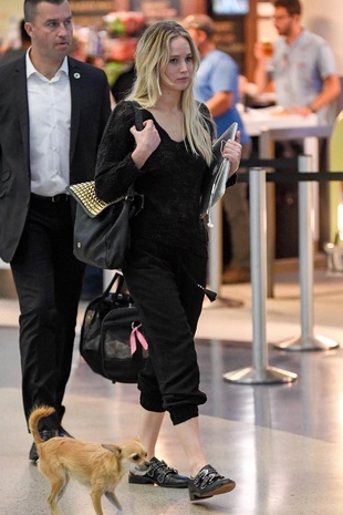 Jennifer Lawrence JFK Airport October 30, 2016