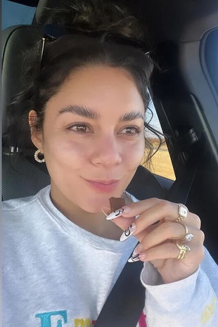 Vanessa Hudgens Instagram November 19, 2023