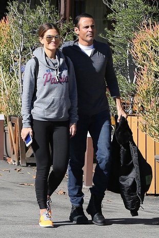 Maria Menounos Coral Tree Cafe January 14, 2017