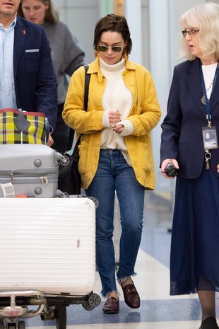 Emilia Clarke JFK Airport March 30, 2019