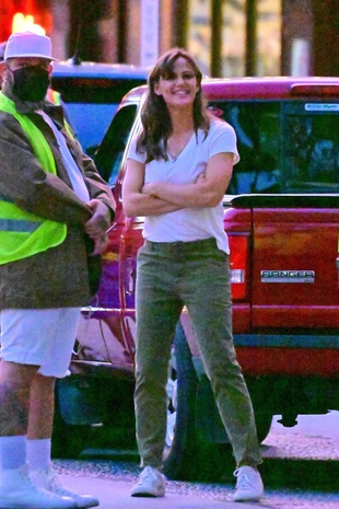 Jennifer Garner On the Set of the Last Thing He Told Me July 19, 2022