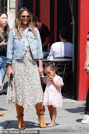 Chrissy Teigen Somisomi Soft Serve March 29, 2019