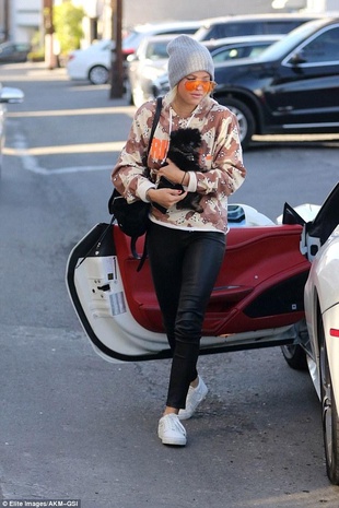 Sofia Richie Joan's on Third November 18, 2016