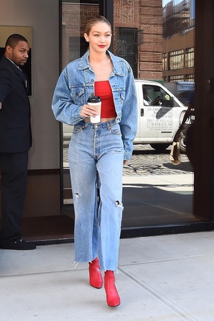 Gigi Hadid Leaving Her Apartment June 29, 2017