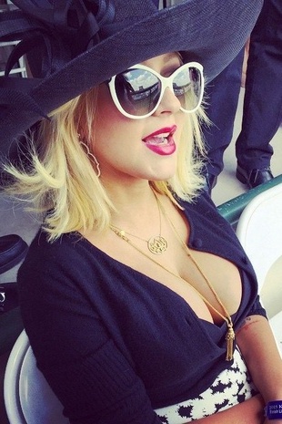 Christina Aguilera Kentucky Derby May 2, 2015