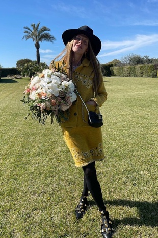 Anna Dello Russo Instagram April 16, 2021