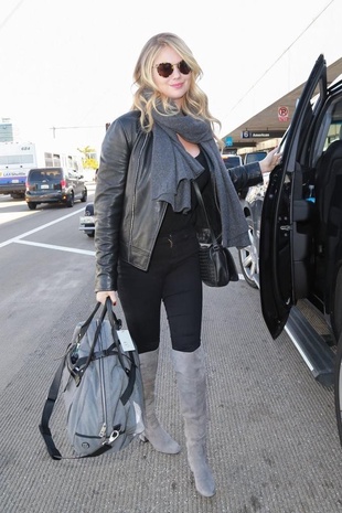 Kate Upton LAX Airport December 22, 2015