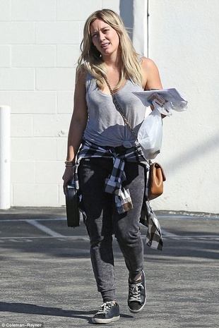 Hilary Duff Culver City November 7, 2015