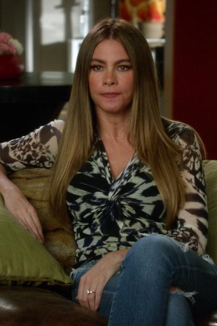 Sofia Vergara Modern Family 6.21 Integrity