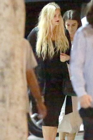 Ashlee Simpson Matsuhisa Sushi Restaurant August 27, 2015