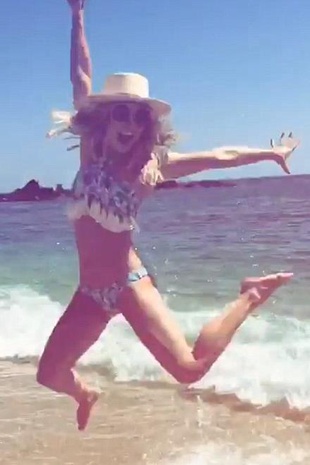 Julianne Hough Cabo San Lucas March 5, 2017