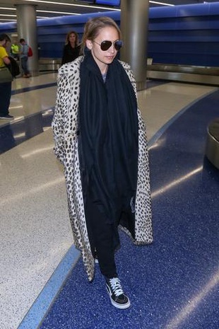 Nicole Richie Lax Airport December 4, 2017