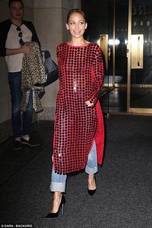 Nicole Richie Leaving the Today Show September 27, 2017