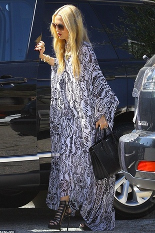 Rachel Zoe Celebrating Dr. Michele Hakakha March 8, 2015