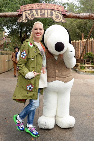 Gwen Stefani Knotts Berry Farm May 19, 2019