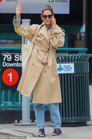 Katie Holmes New York City September 16, 2019