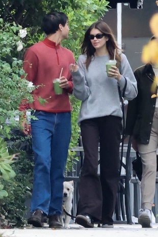 Kaia Gerber Los Feliz December 4, 2022