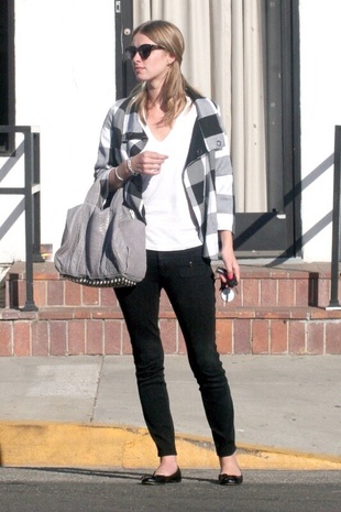 Nicky Hilton Out in West Hollywood November 19, 2009