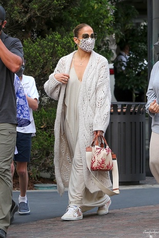 Jennifer Lopez At the Grove in Los Angeles -September 23, 2021