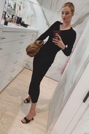 Rosie Huntington-Whiteley Instagram April 19, 2019