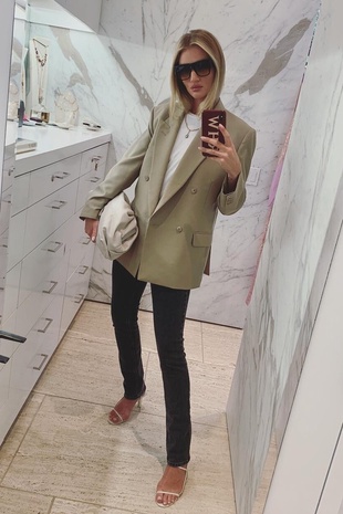 Rosie Huntington-Whiteley Instagram May 1, 2019