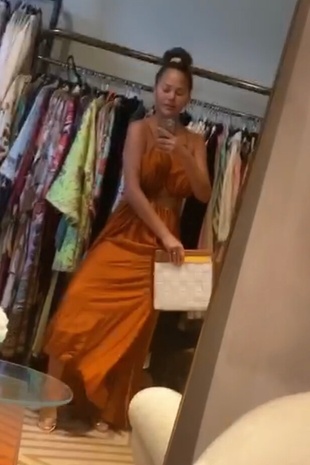 Chrissy Teigen Instagram Story August 9, 2020