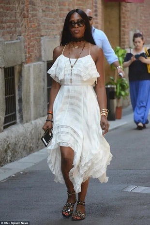 Naomi Campbell out in Milan June 23, 2017