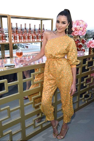 Olivia Culpo Kim Crawford Wines May 15, 2018